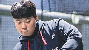 껍질 깬 한동희 “정확도 높여 30홈런 쳐야죠”