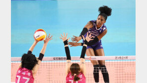 시즌 초 답답하던 한국도로공사…‘3위 싸움’ 불 붙인 켈시