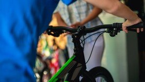 “남자한텐 맞을까봐…” 여자만 골라 ‘침 퉤퉤’ 20대 집행유예