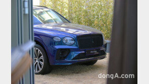 “은밀하고 사적인 럭셔리 경험”… 벤틀리, 새로워진 ‘벤테이가’ 국내 첫선