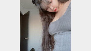 ‘11㎏ 감량’ 박봄, 타이트한 패션+V라인 턱선 인증