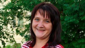 불 피해 아이 안고 뛰어내린 엄마…품속 6세 딸만 살았다