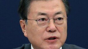 文 “북미 대화 새 돌파구 마련해 평화 시계 다시 움직여야”