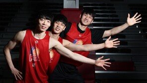 ‘뺏고 또 뺏고’ 스틸 농구…KGC ‘가로채기 삼총사’를 아시나요