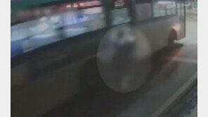 “킥보드 깜짝 선물 준비했는데…” ‘버스 롱패딩’ 딸 사망에 아빠 눈물