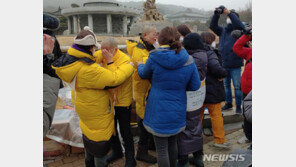 세월호 유족들, 눈물 삭발…“검찰, 주요 의혹 수사 안해”