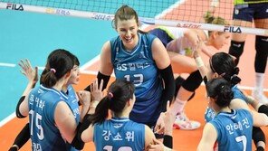GS칼텍스, 현대건설 꺾고 5연승 기록했지만…강소휘 부상에 ‘울상’