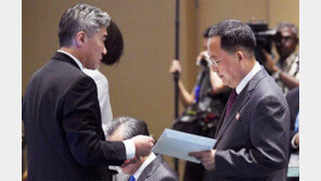 ‘북핵통’ 성 김, 美 동아태차관보 대행 복귀… 대북협상 키 잡을지 촉각