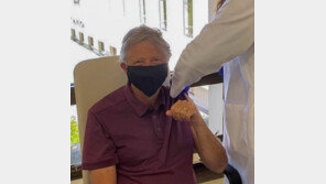 MS창업자 빌 게이츠 “코로나 백신 접종했다”