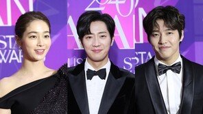 [2020 APAN] 현빈, 영예의 대상…올해의 드라마는 ‘이태원 클라쓰’