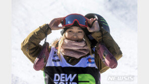 스노보드 클로이 김, 2년 만에 나선 월드컵서 우승