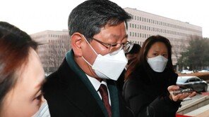 정인이 이은 ‘이용구 봐주기’ 논란에도…경찰 “수사권조정은 별개”