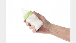 “아기처럼 우유 먹여줘”…20대男 10살 유인해 엽기 요구