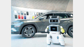 현대차 매장에 AI로봇… 車설명까지 척척