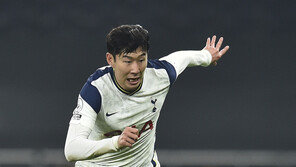 ‘손흥민 10호 도움’ 토트넘, 2부 위컴 힘겹게 꺾고 FA컵 16강행