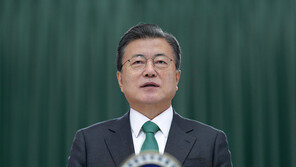 文대통령 “2050 탄소중립 흔들림 없이…세계와 성과 공유”