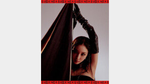 청하, 첫 정규앨범 ‘케렌시아’ 티저 공개…강렬 카리스마