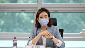 조수진, 고민정 저격 “왕자 낳은 조선 후궁도 이런 대우 못받아”