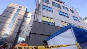 “애들 수백명 숙식하더니…109명 감염, 터질 줄 알았다”