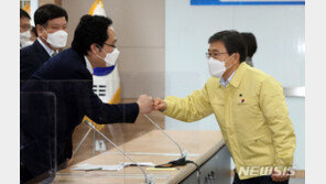 권덕철 복지부장관, 2월9일까지 자가격리…“비대면 업무 진행”