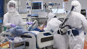 ‘정체’ 들어선 3차 유행 감소세…“설 전 환자 수 증가 가능성”