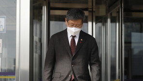 이용구 법무차관, 발열 증세로 코로나 검사…음성판정