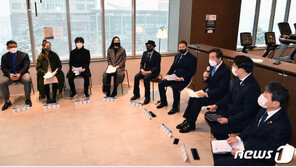 체육계 찾은 이낙연에 “홀짝제 운영이라도”…영업제한 고통 성토