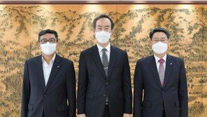 창원대학교 이호영 총장-최영식 NH농협은행 경남본부장, 대학-지역사회 성장 방안 논의