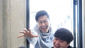 “보기 싫어도 또 본다며 우리 개그를 ‘지옥맛’이래요”