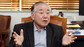 문정인 특보 “바이든 행정부서 대북 강경파-협의파 격론할 듯”