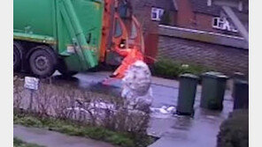 아이들 눈사람 부쉈다가…환경미화원 결국 ‘해고’ (영상)