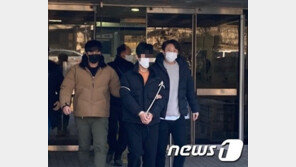 女 뒤통수만 때리고 도망…강남역 ‘묻지마 폭행’ 남성 구속