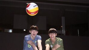 김선호-박경민 “공은 네가, 신인상은 내가 받자”