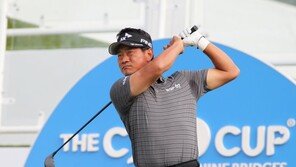 ‘4오버파’ 최경주, 파머스 인슈어런스 오픈 2R 공동 40위 추락