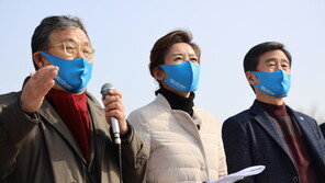 나경원·오세훈·안철수 “北 원전 의혹, 文대통령 직접 밝혀라”