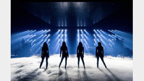 ‘더 쇼’ 블랙핑크 ‘킬 디스 러브’로 포문…“1년만에 콘서트 떨린다”