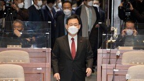 野 “김명수도 탄핵” 맞불…與, 판사 탄핵 사실상 당론 발의