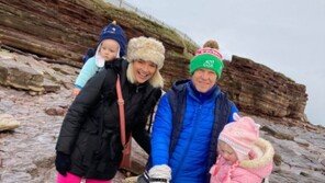 불과 4세 소녀가 2억2000만년 전 공룡 화석 발견