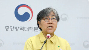 獨·伊와 달리 AZ ‘65세 이상 투여’ 권고…예방접종 파란불 켜지나