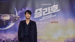 ‘승리호’ 송중기 “자포자기 김태호, 실제 내 마음 상태와 비슷했다”