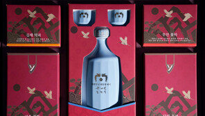 文대통령 부부, 설 선물로 ‘안동소주’…“버팀목 되기 위해 최선”