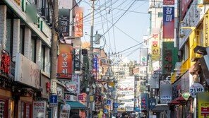 “지금 거리두기는 ‘단체기합’ 방식…규제 시설 확진자 오히려 적어”