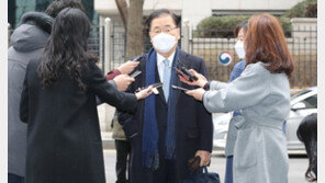 정의용 “北에 준 USB 美에도 전달… 원전내용 없어”