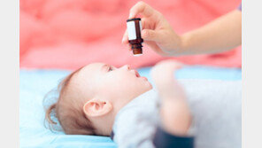 소아과 끔찍한 실수…백신 대신 손소독제 마신 아이들