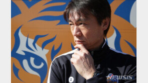 FIFA 홍명보 감독 주목…“FIFA경기에 낯설지 않은 사람”