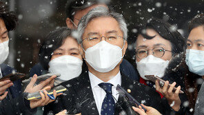 검찰, ‘조국 아들 허위인턴’ 최강욱 1심 불복…쌍방 항소