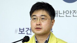 정부 “3월, 변이 바이러스로 ‘4차 대유행’ 가능성”