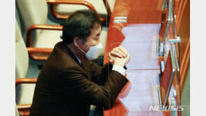 ‘김명수 음성파일’엔 침묵한 與…“녹음한 임성근은 탄핵감” 비판