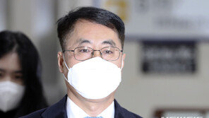 ‘사법농단 혐의’ 유해용, 2심도 무죄…“범죄증명 안됐다”