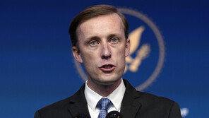 美안보보좌관 “독일 주둔 미군 재배치, 동결할 것” AP